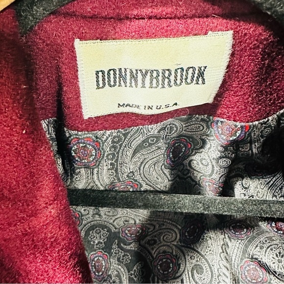 Vintage DonnyBrook 80% Wool Women’s Sz 10 Burgundy Pea Coat - Picture 7 of 12
